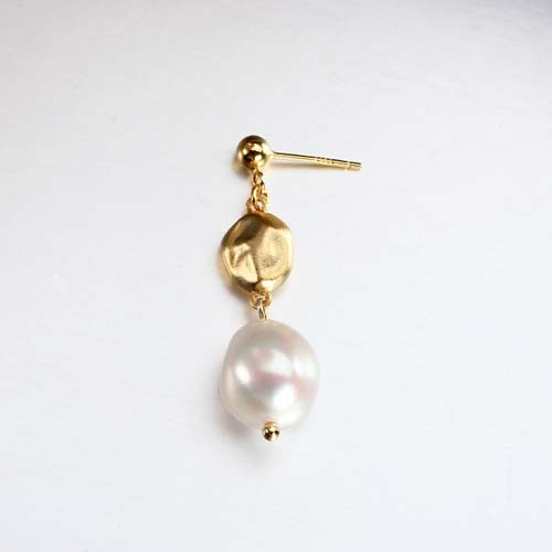Sterling silver Siviglia style baroque pearl earrings