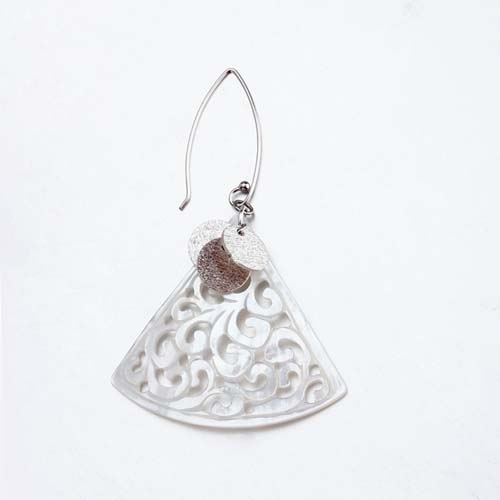 Sterling silver shell bohemian earrings