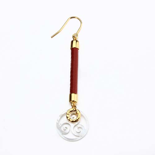 Chinese 925 silver red leather pearl shell earrings
