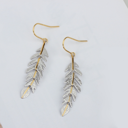 Renfook 925 sterling silver two tone color hammered leaf hook earrings