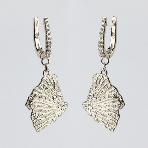 Renfook 925 sterling silver cubic zirconia hammered butterfly hoop earring