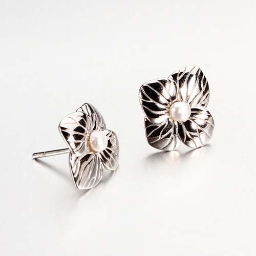 925 sterling silver pearl flower stud earring