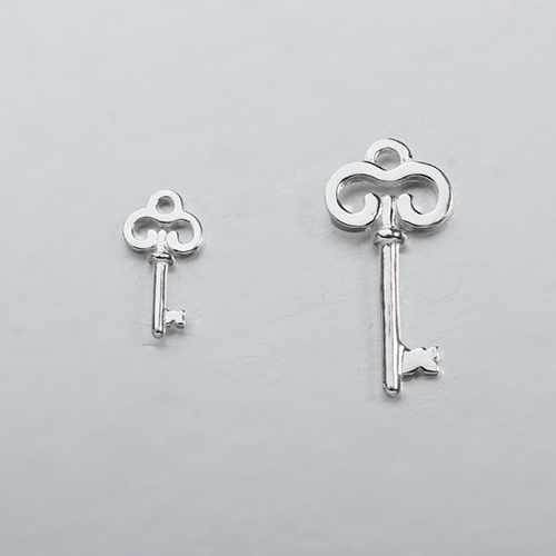 925 sterling silver key charm,two sizes
