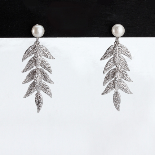 Renfook 925 sterling silver Cubic zirconia leaf pearl stud earrings